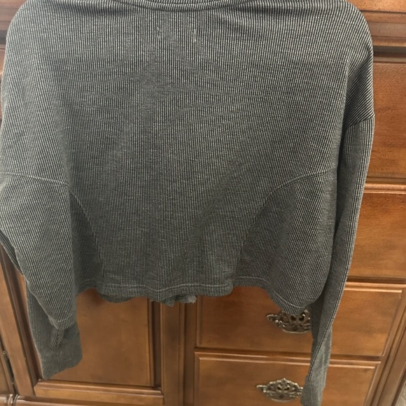 Colsie Women's Gray Cardigan Sweater - Picture 8 of 8